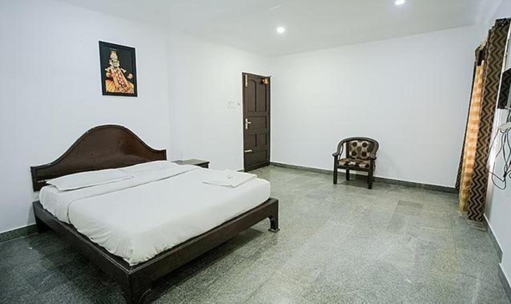 Fabhotel Lime Light Kochi Екстериор снимка